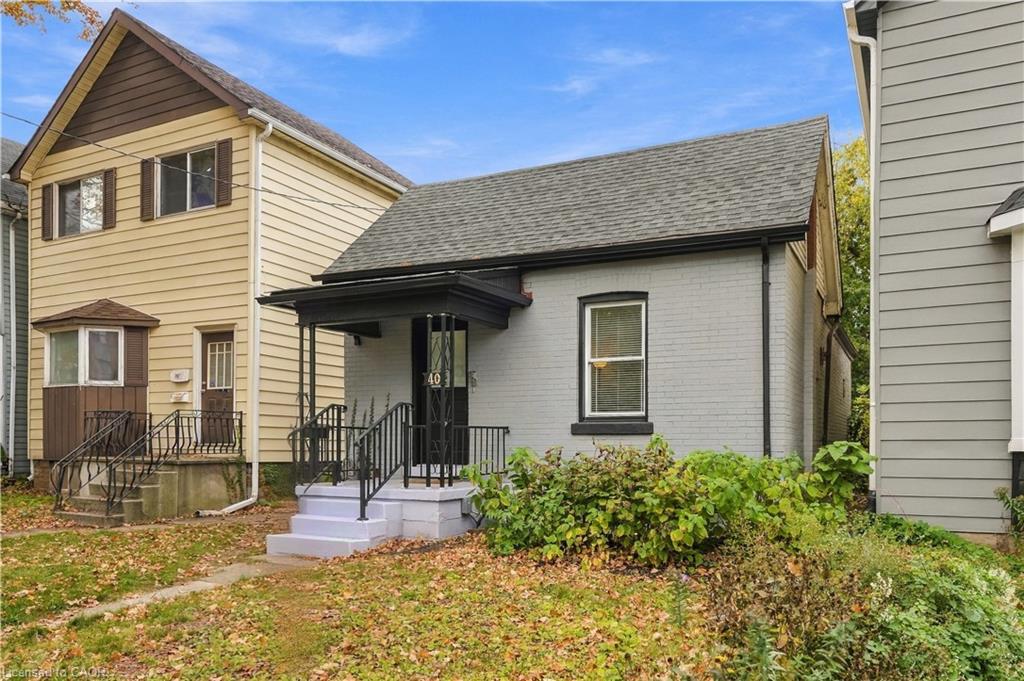 40 Aikman Avenue