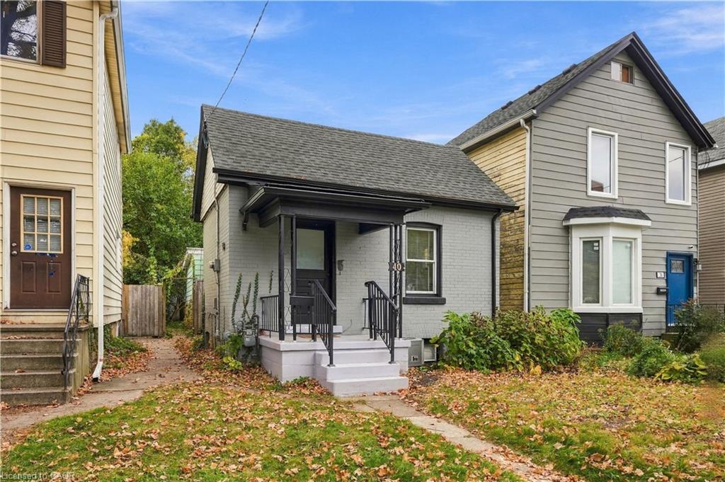 40 Aikman Avenue