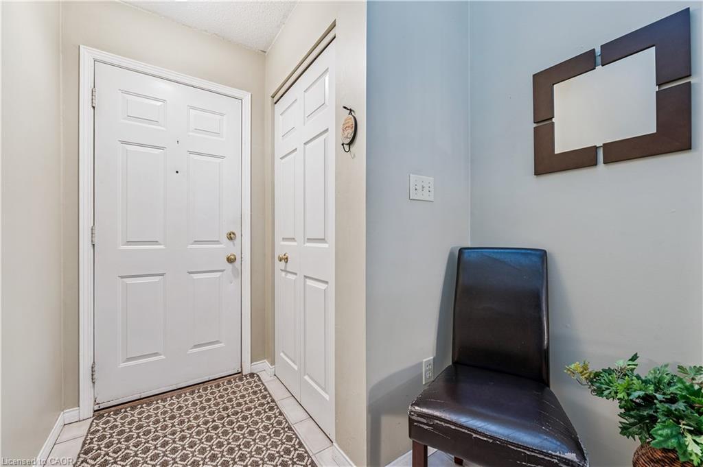 205 Highland Crescent 18