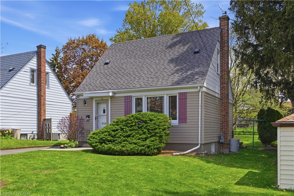 14 Lorne Crescent