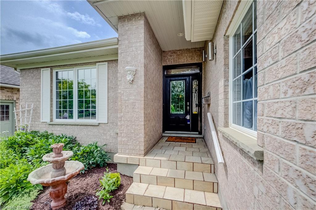 11 Sun Valley Drive