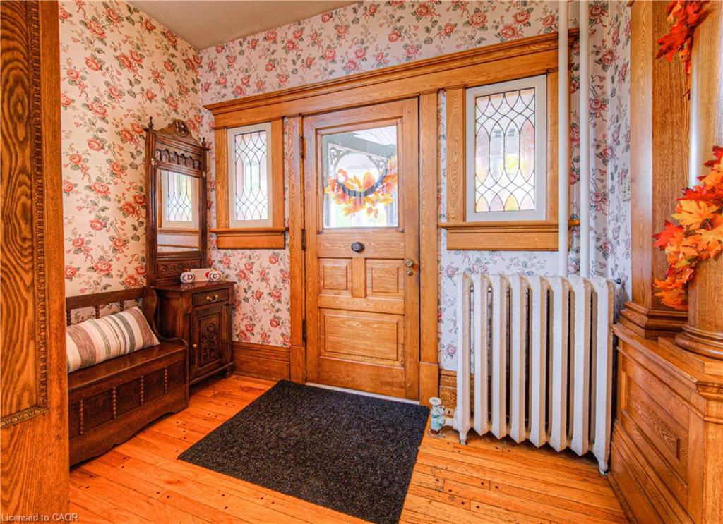 543 Queenston Road