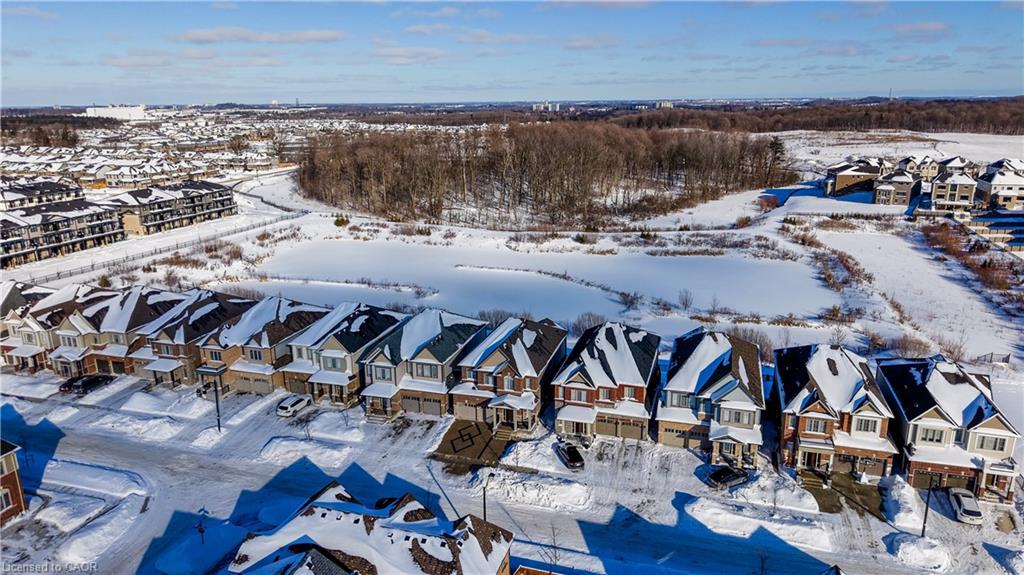 588 Beckview Crescent