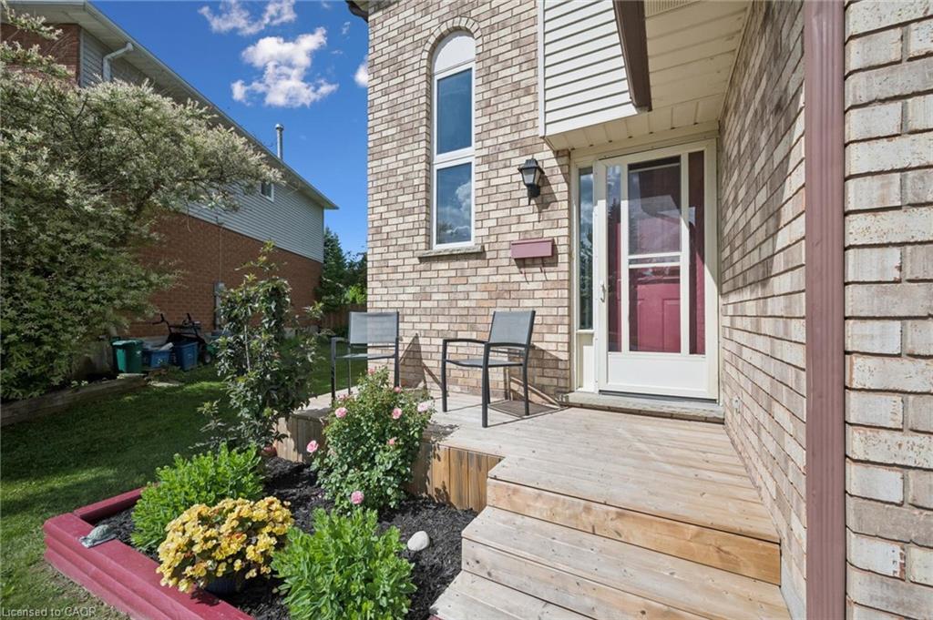 282 Newbury Drive