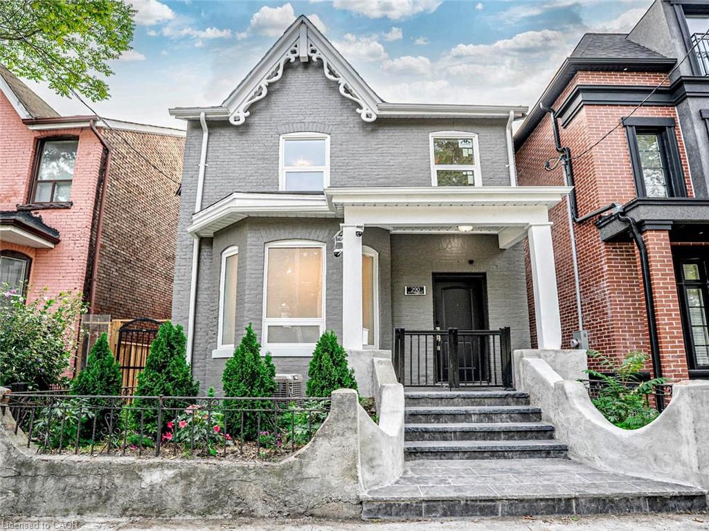 290 Bathurst Street