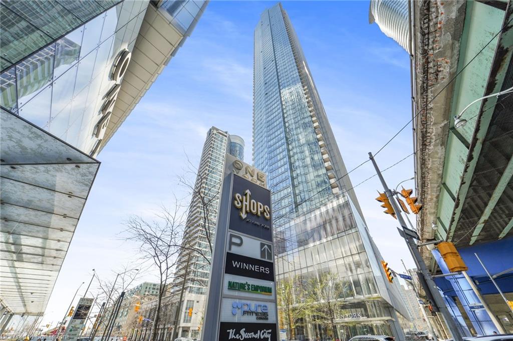 10 York Street 1109