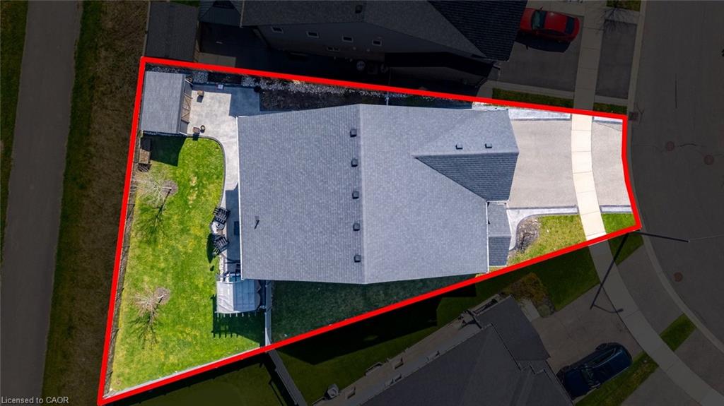 260 Dewdrop Crescent