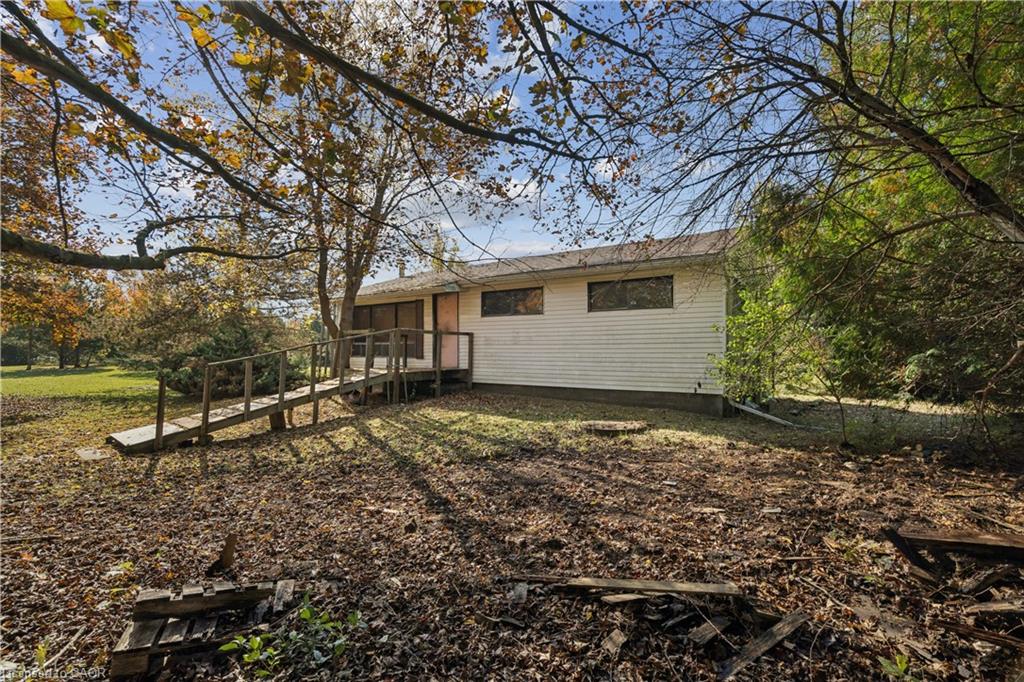 5649 25 Side Road