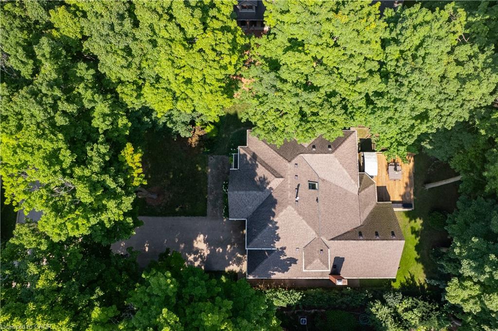 219 Corrie Crescent
