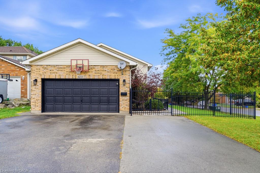 4219 Taylor Court