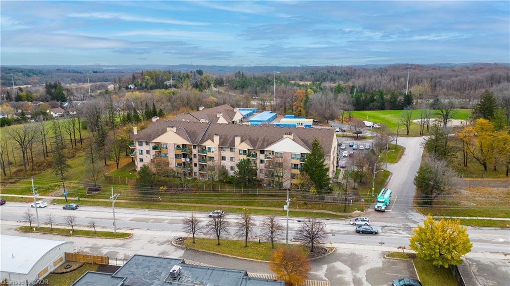 15 Hofstetter Avenue 318