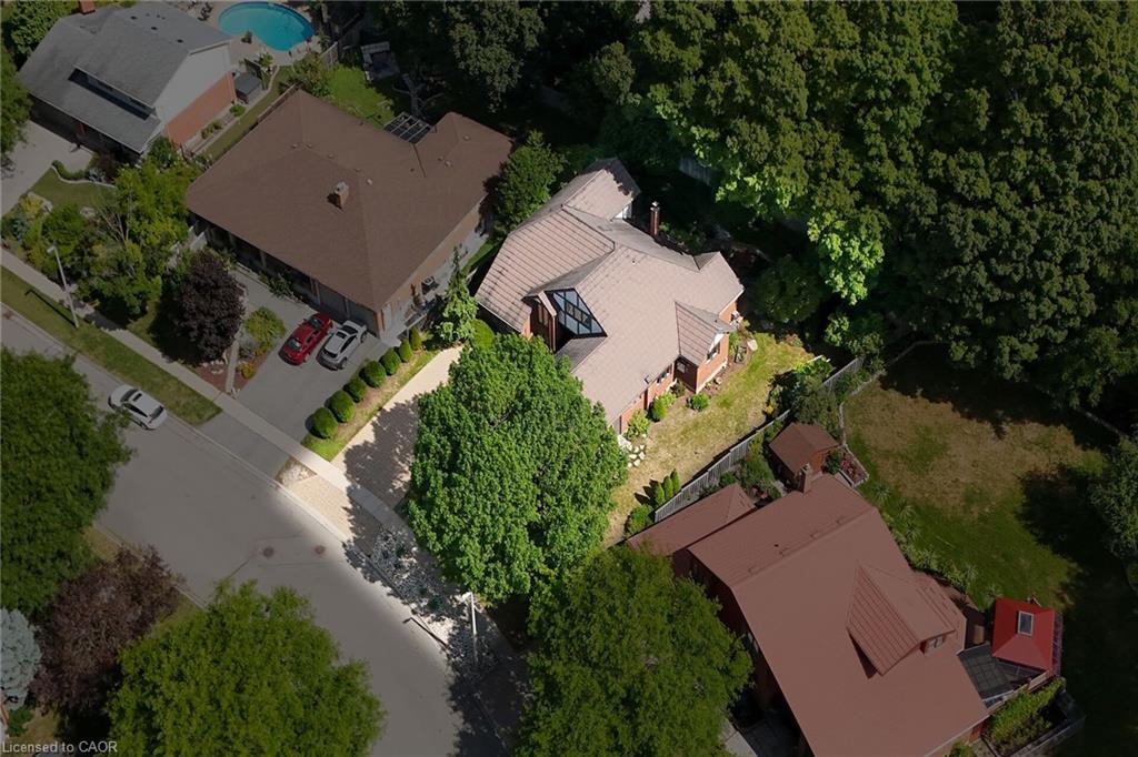 33 Walnut Drive