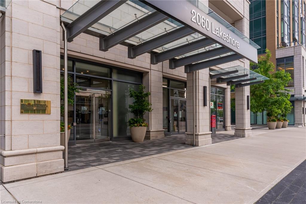 2060 Lakeshore Road 308
