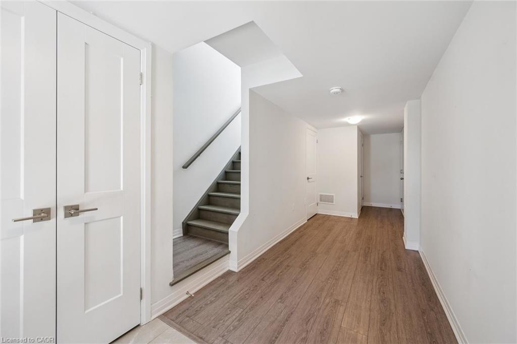 51 Sparrow Avenue 37