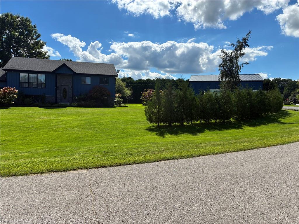 4 Rosemarie Boulevard