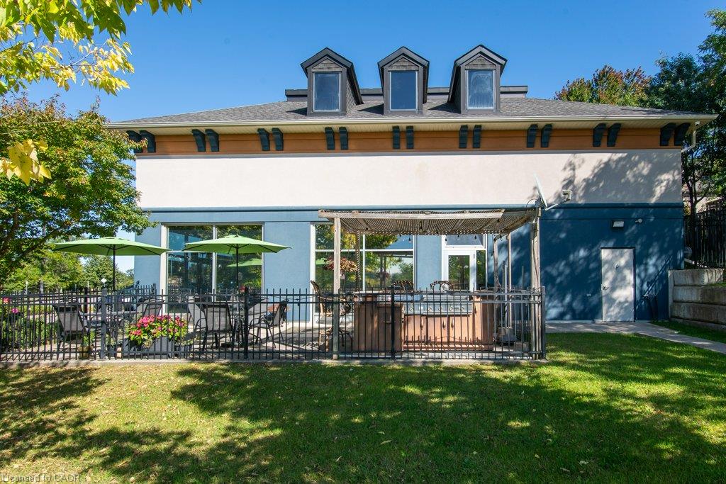 260 Doon South Drive 10