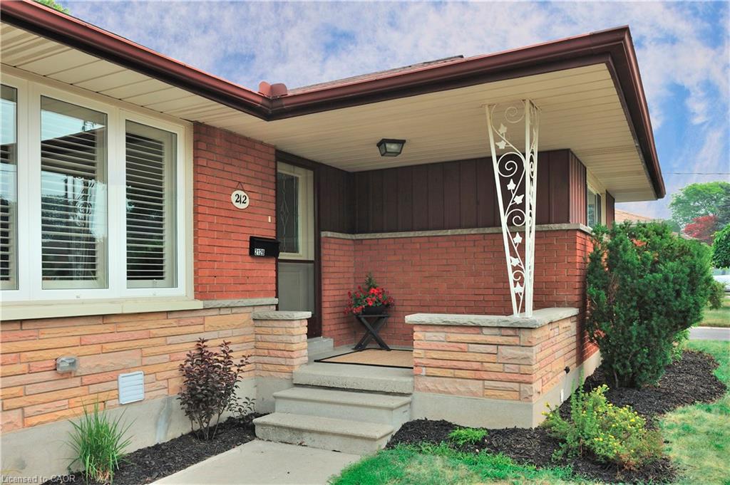 212 Doon Road
