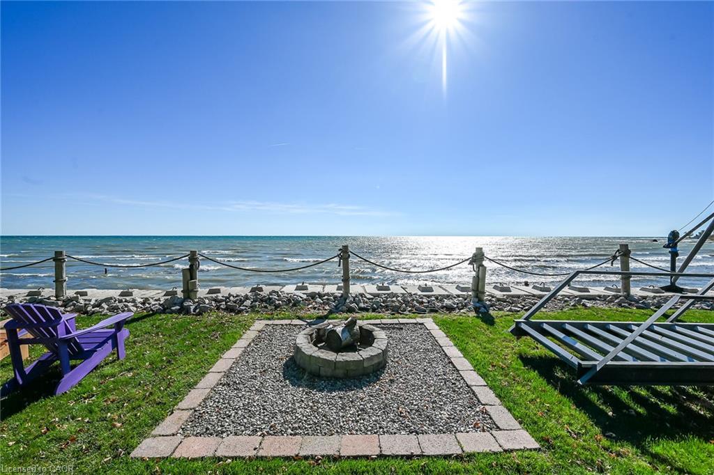 233 Blue Water Parkway