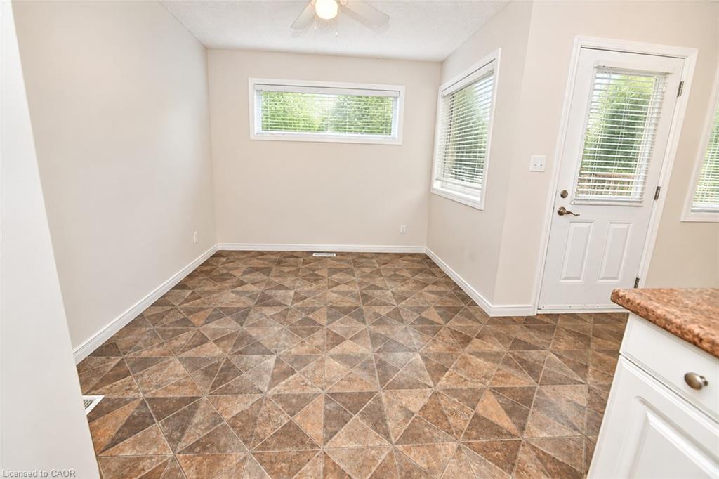 23 Howe Drive 8