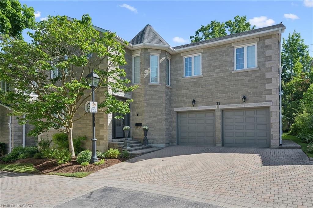 25 Manor Park Crescent 11