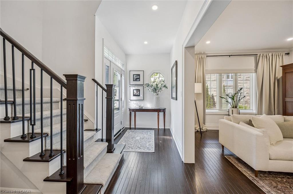 25 Manor Park Crescent 11