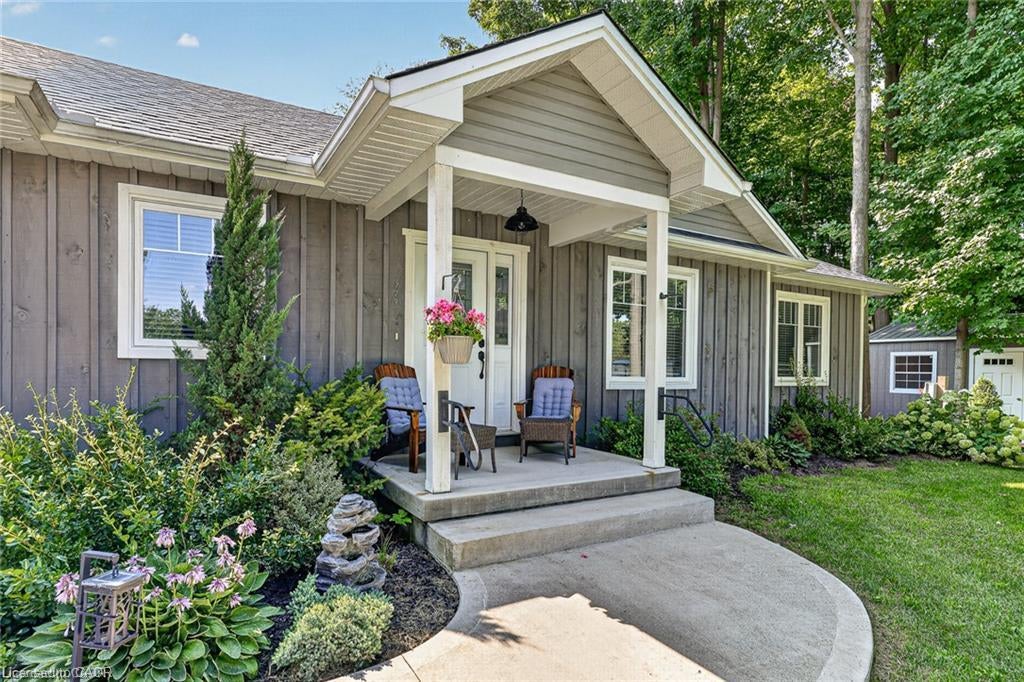 729 6th Concession Rd Enr