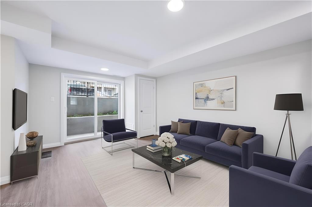 410 Northfield Drive W D13