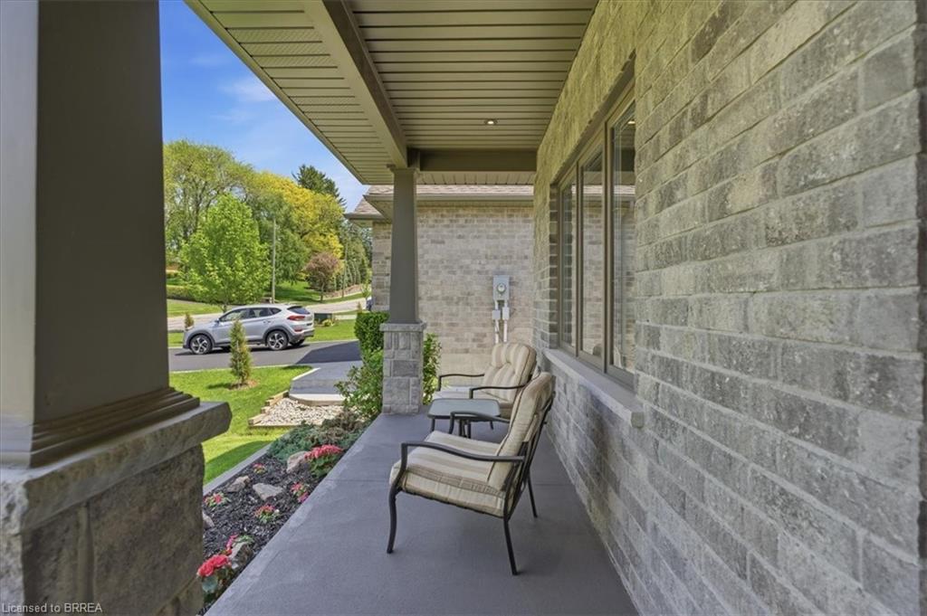 4 Lynndale Road