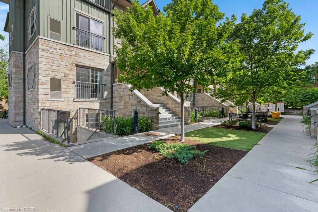 112 Union Street E B103