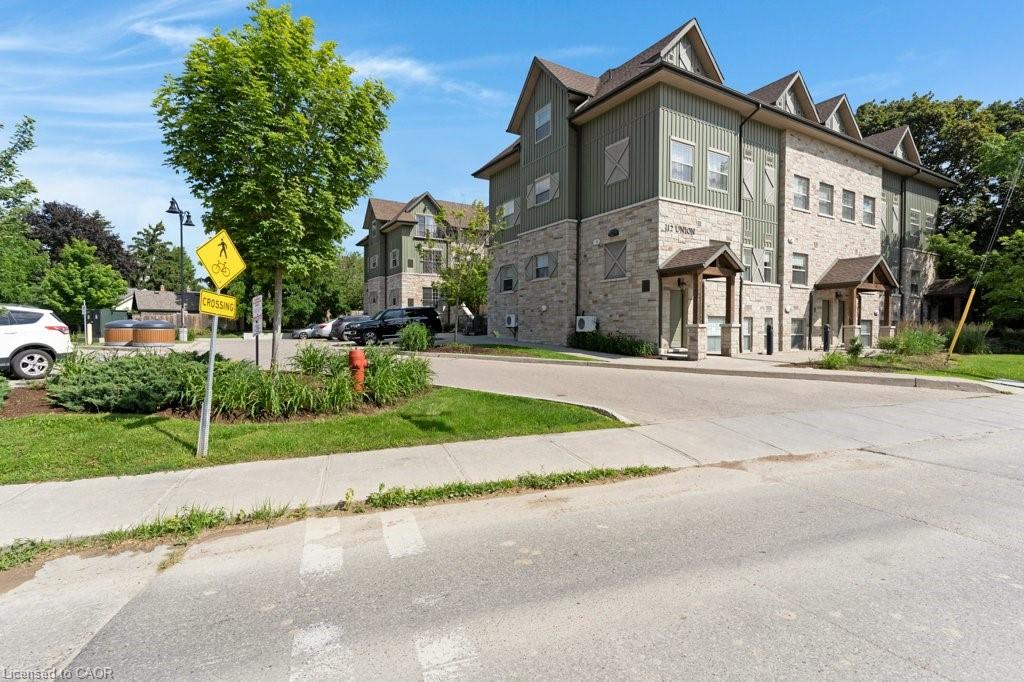 112 Union Street E B103