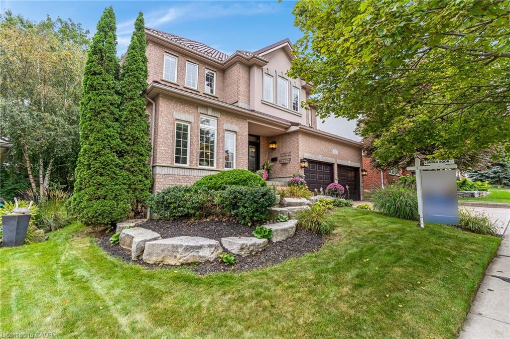 27 Autumn Ridge Trail