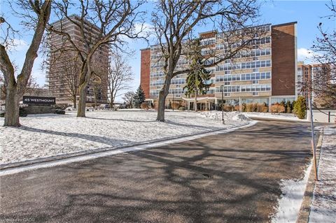 45 Westmount Road N 202 Waterloo ON N2L 2R3