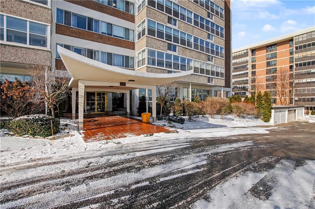 45 Westmount Road N 202