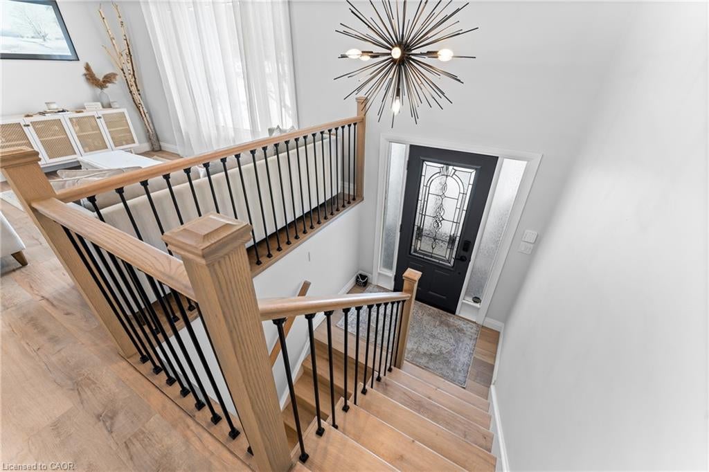 503 Wellington Road 7