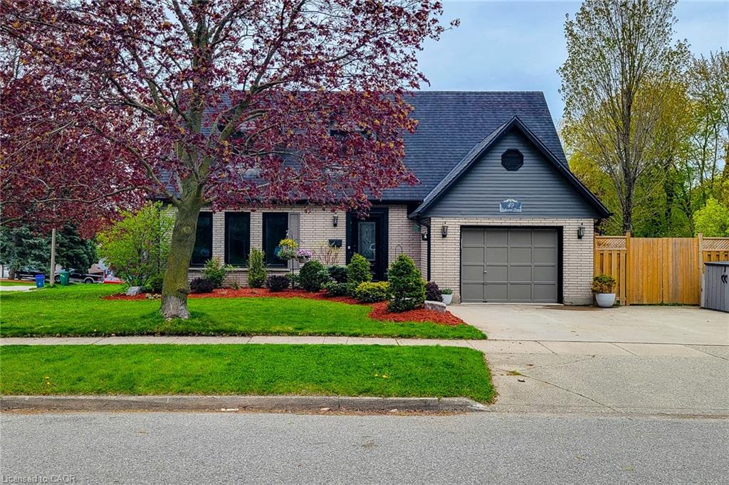 49 Ashwood Drive