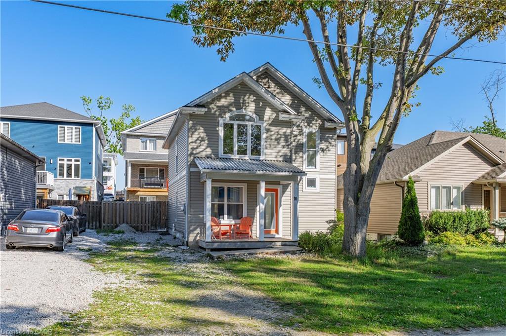 10 Queens Avenue