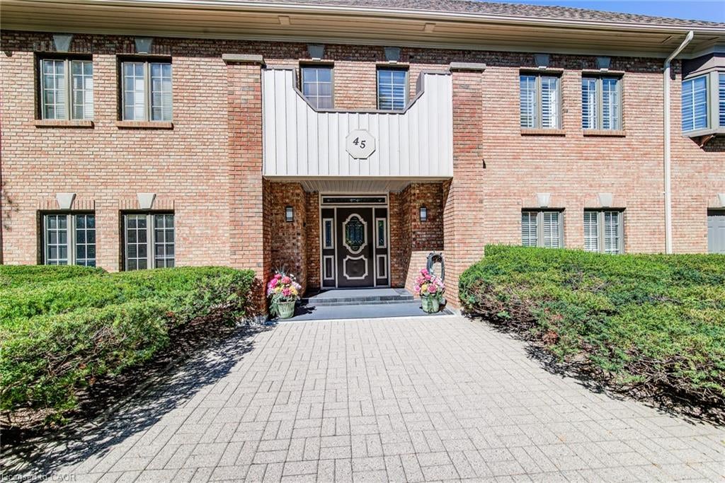 45 Blue Springs Drive 32