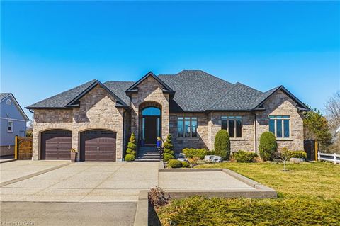 221 Glover Road Stoney Creek ON L8E 5H6