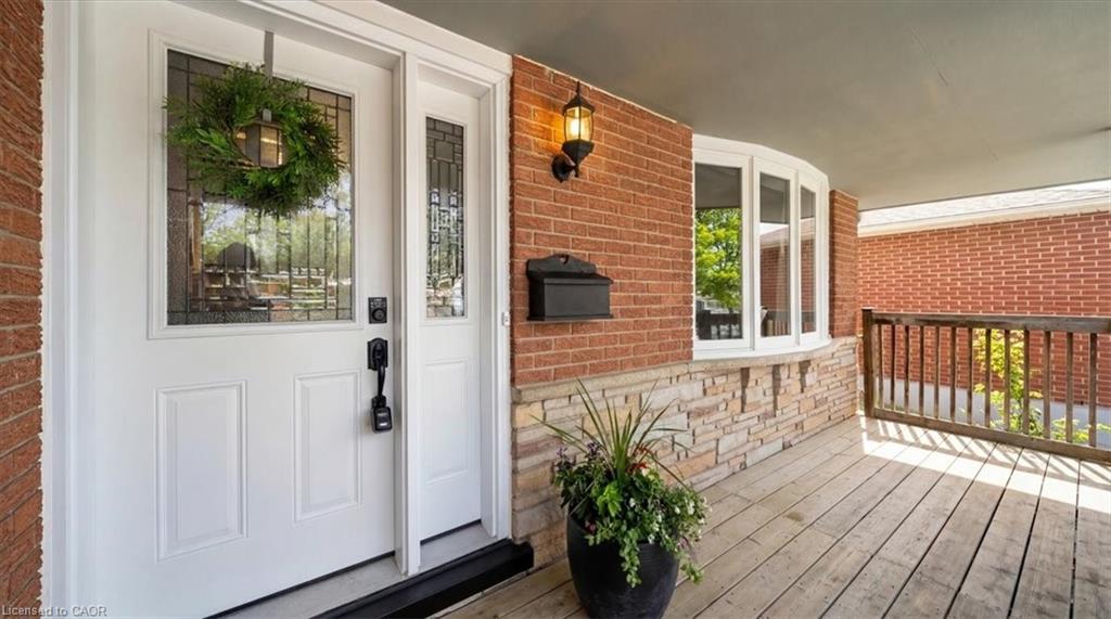 10 Rossford Crescent