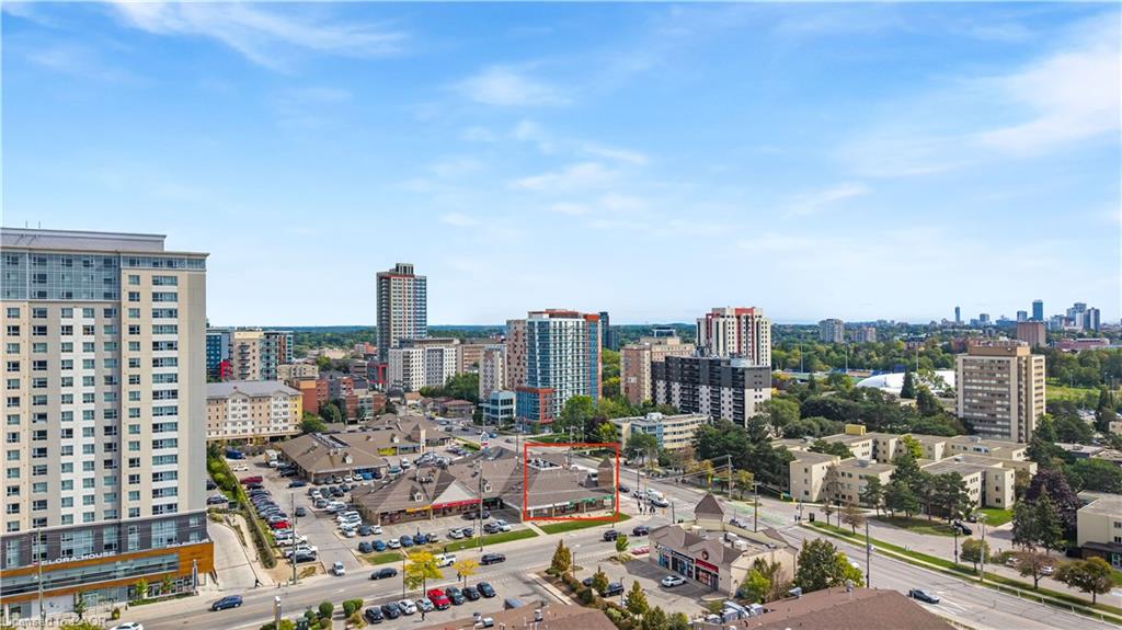150 University Avenue W 2