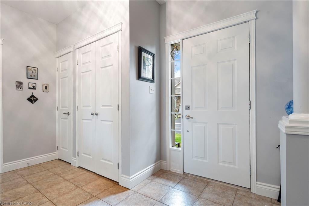 10 Cobblestone Drive 25