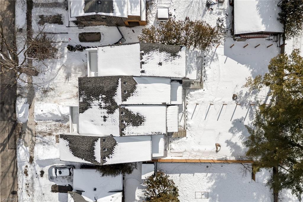 84 Chalmers Street N