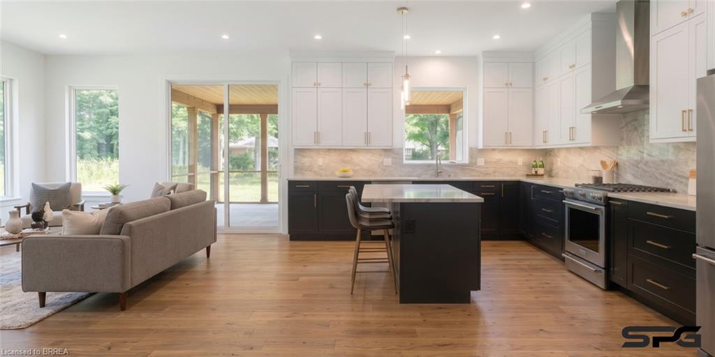 3 Lakeside Lane