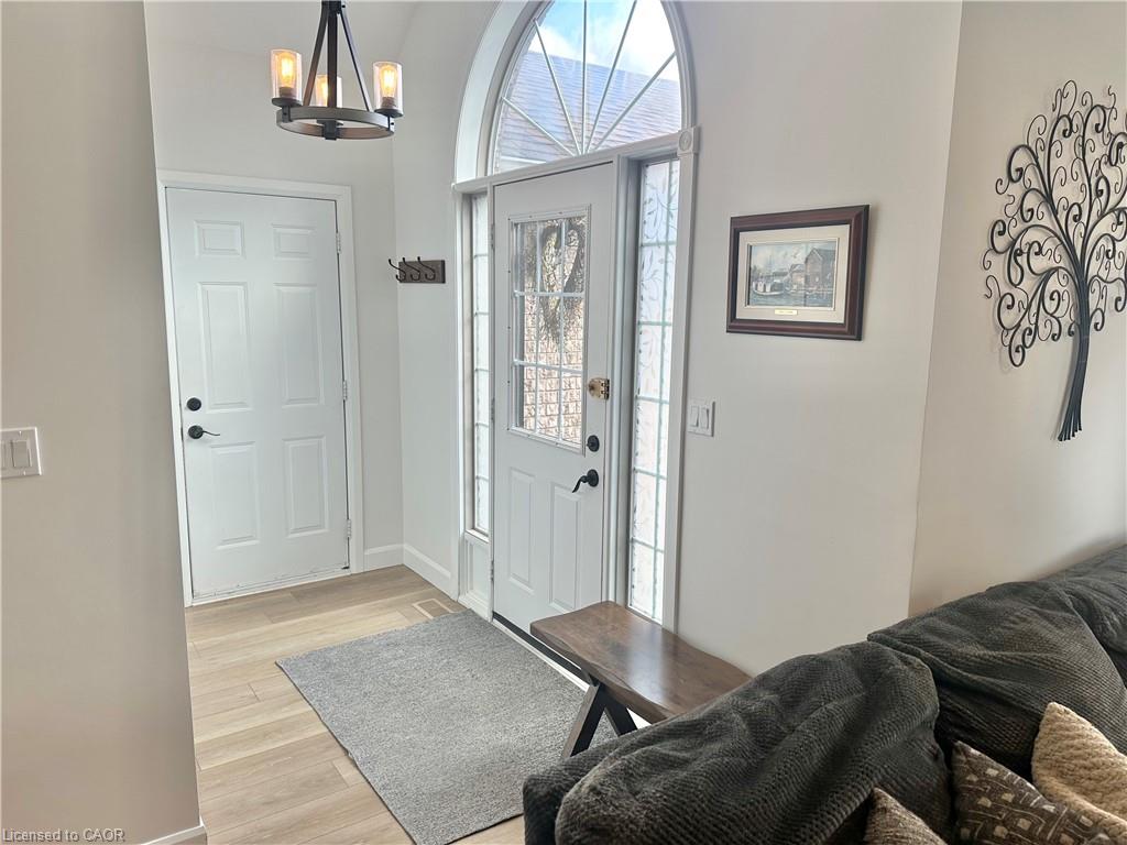 7 Spruce Grove Court