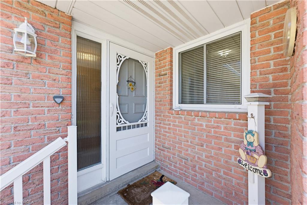65 Lyndhurst Avenue