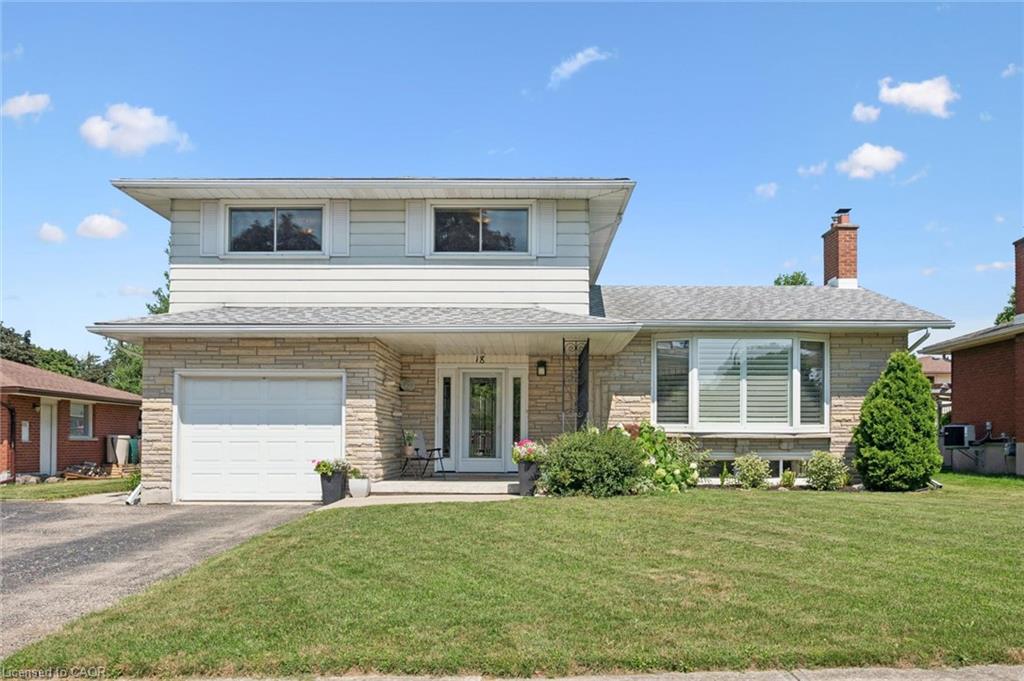 18 Strathcona Crescent