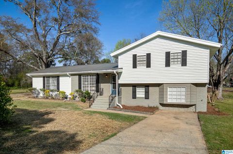 2305 2nd Street NE, Center Point, AL 35215 - MLS#: 21414252