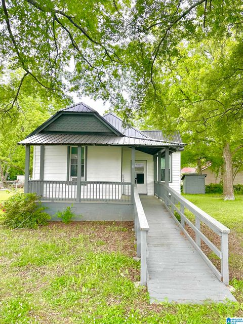 10 Comnock Avenue, Gadsden, AL 35904 - MLS#: 21417997
