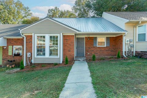 1131 King Arthur Court, Alabaster, AL 35007 - MLS#: 21401526