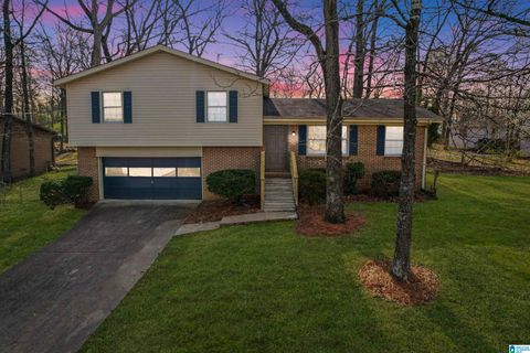 649 NW 16th Terrace, Center Point, AL 35215 - MLS#: 21411909